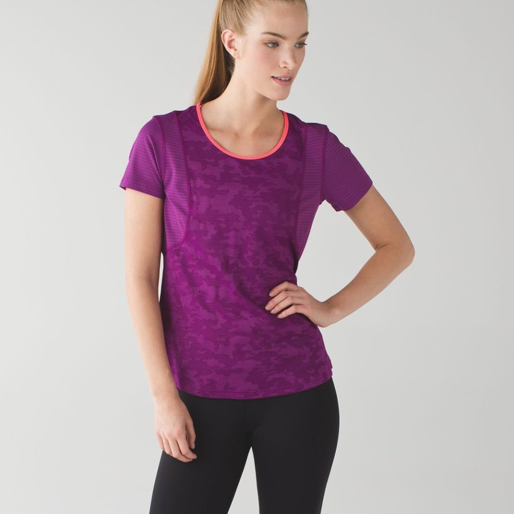 🍋 Lululemon T-Shirt 🍋